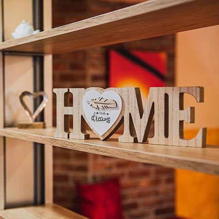 Lux Living Apartments Budic Near Terme Catez Brežice Rum bild