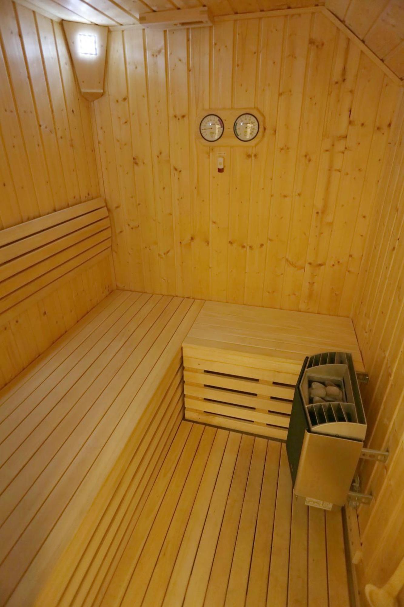 Lux Living Apartments Budic Near Terme Catez Brežice Rum bild