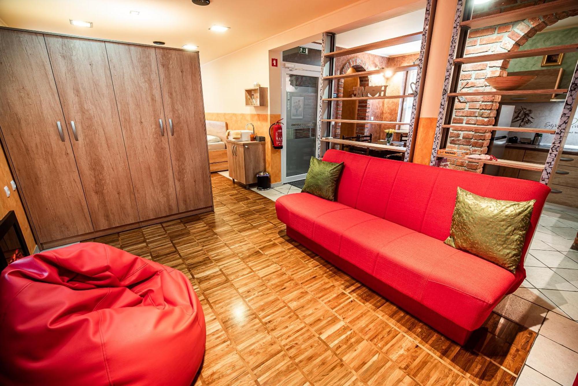 Lux Living Apartments Budic Near Terme Catez Brežice Rum bild